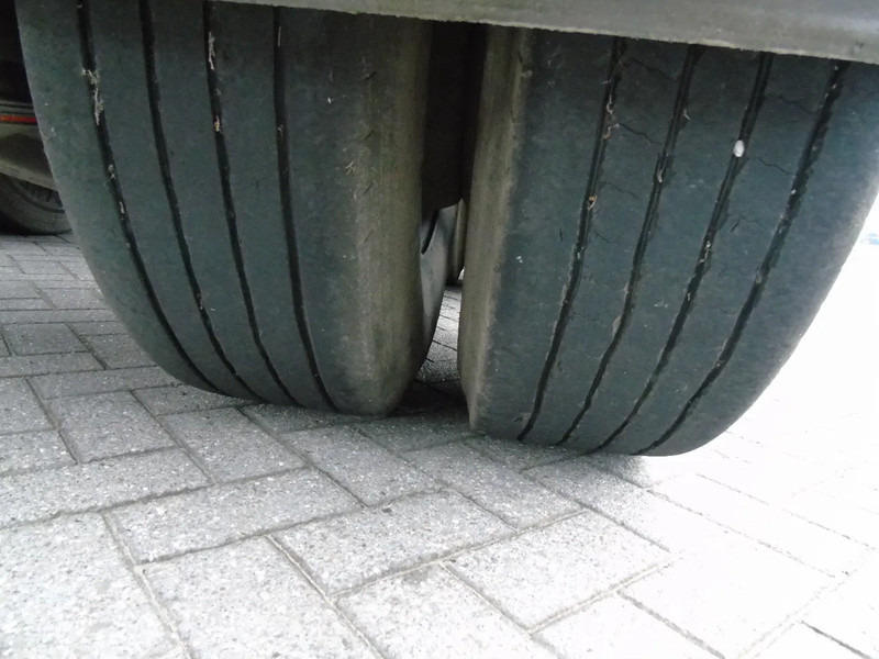 TR'AX 2 AXLE + 20FT - شاحنات الحاويات / جسم علوي قابل للتغيير نصف مقطورة: صور 5 TR'AX 2 AXLE + 20FT - شاحنات الحاويات / جسم علوي قابل للتغيير نصف مقطورة: صور 5