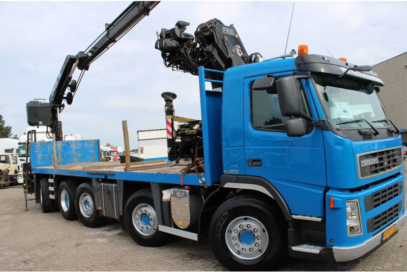 Terberg FM 2850 hiab 200c + 10x4 + fully functional + euro 5 - شاحنة كرين: صور 2 Terberg FM 2850 hiab 200c + 10x4 + fully functional + euro 5 - شاحنة كرين: صور 2
