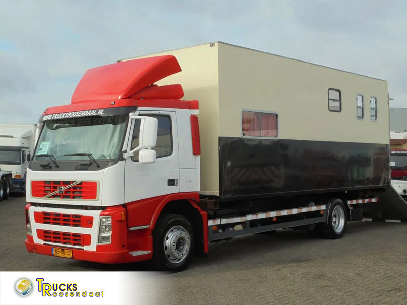 Volvo FM 9.310 + Euro 5 + Manual + Horse transport - شاحنات الحاويات / جسم علوي قابل للتغيير شاحنة: صور 1 Volvo FM 9.310 + Euro 5 + Manual + Horse transport - شاحنات الحاويات / جسم علوي قابل للتغيير شاحنة: صور 1