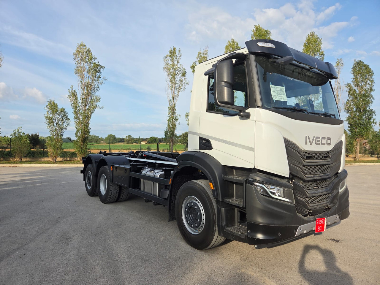 Iveco X-WAY AD280X46Y/PS - شاحنات الحاويات / جسم علوي قابل للتغيير شاحنة, شاحنة كرين: صور 4 Iveco X-WAY AD280X46Y/PS - شاحنات الحاويات / جسم علوي قابل للتغيير شاحنة, شاحنة كرين: صور 4