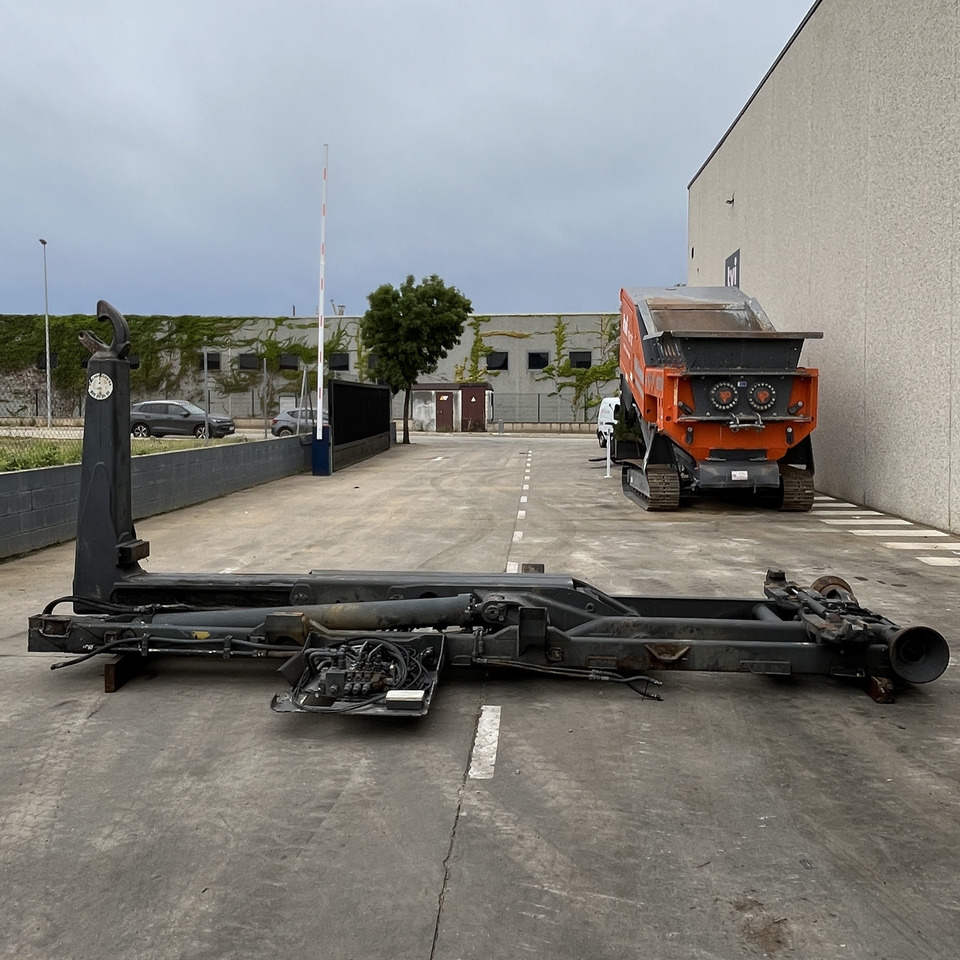 Meiller PK14 50 - الحمالات الخطافية: صور 3 Meiller PK14 50 - الحمالات الخطافية: صور 3