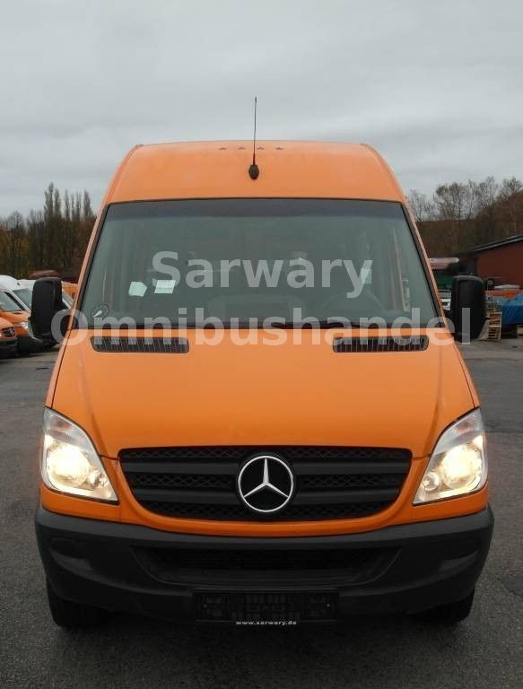 Mercedes-Benz 315 CDI Sprinter *Klima*12-Sitze*Lift*318 - حافلة صغيرة, ميكروباص: صور 5 Mercedes-Benz 315 CDI Sprinter *Klima*12-Sitze*Lift*318 - حافلة صغيرة, ميكروباص: صور 5