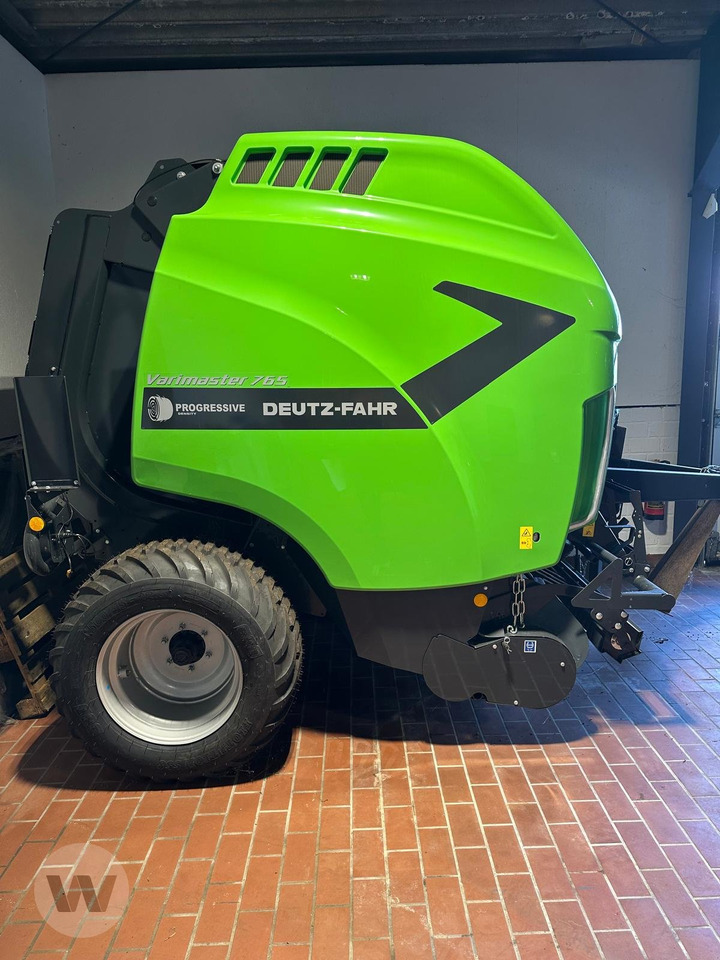 Deutz-Fahr VARIMASTER 765 - مكبس القش الدائري: صور 5 Deutz-Fahr VARIMASTER 765 - مكبس القش الدائري: صور 5
