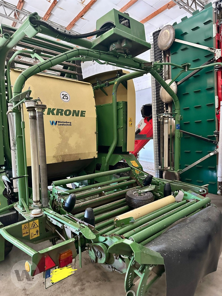 Krone Comprima CF 155 XC - مكبس القش الدائري: صور 3 Krone Comprima CF 155 XC - مكبس القش الدائري: صور 3