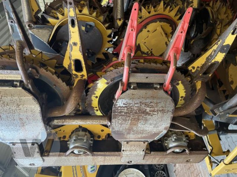 New Holland 490 FIE - حصادات الذرة: صور 4 New Holland 490 FIE - حصادات الذرة: صور 4