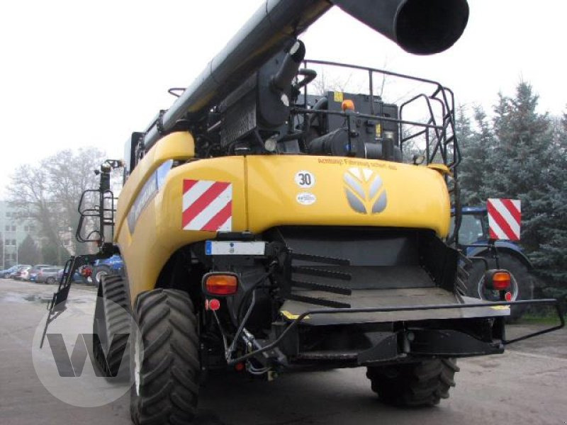 New Holland CR 9090 SCR - حصادة شاملة: صور 4 New Holland CR 9090 SCR - حصادة شاملة: صور 4