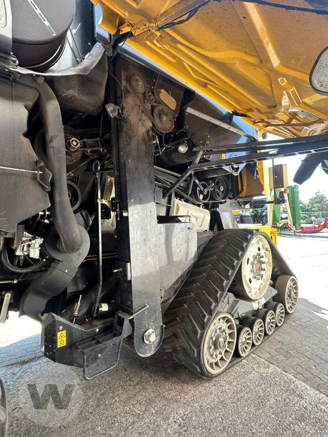 حصادة شاملة New Holland CR 9090: صور 7