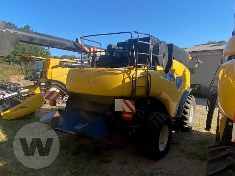 New Holland CR 980 - حصادة شاملة: صور 4 New Holland CR 980 - حصادة شاملة: صور 4