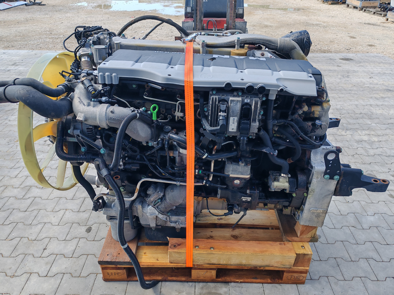 MAN TGX TGS / D2676 LF46 / EURO6 / COMPLETE ENGINE - المحرك: صور 4 MAN TGX TGS / D2676 LF46 / EURO6 / COMPLETE ENGINE - المحرك: صور 4
