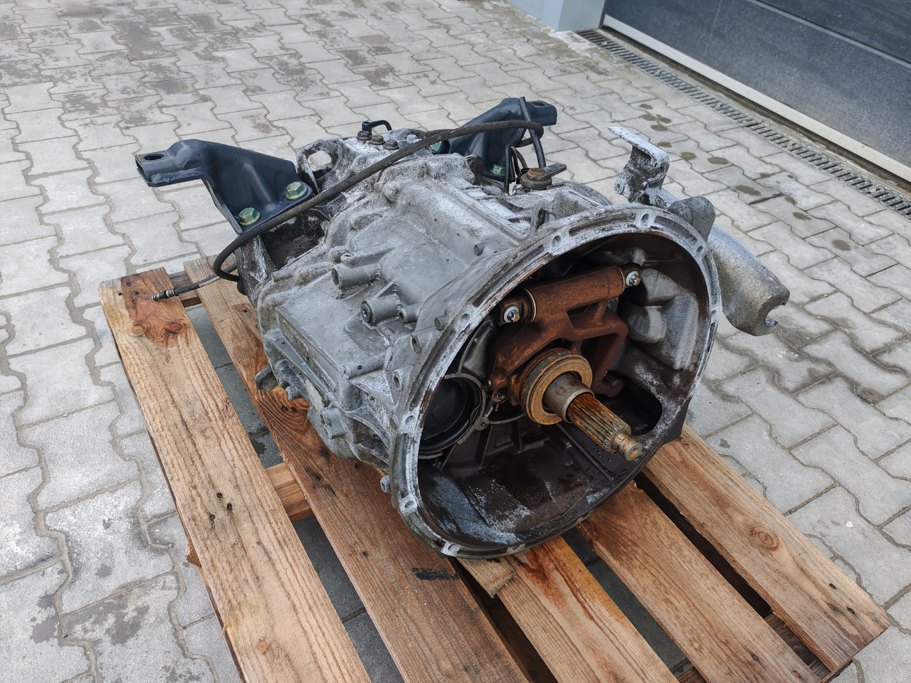 MERCEDES-BENZ ATEGO EURO 6 / G90-6 COMPLETE MANUAL GEARBOX - علبة التروس: صور 3 MERCEDES-BENZ ATEGO EURO 6 / G90-6 COMPLETE MANUAL GEARBOX - علبة التروس: صور 3
