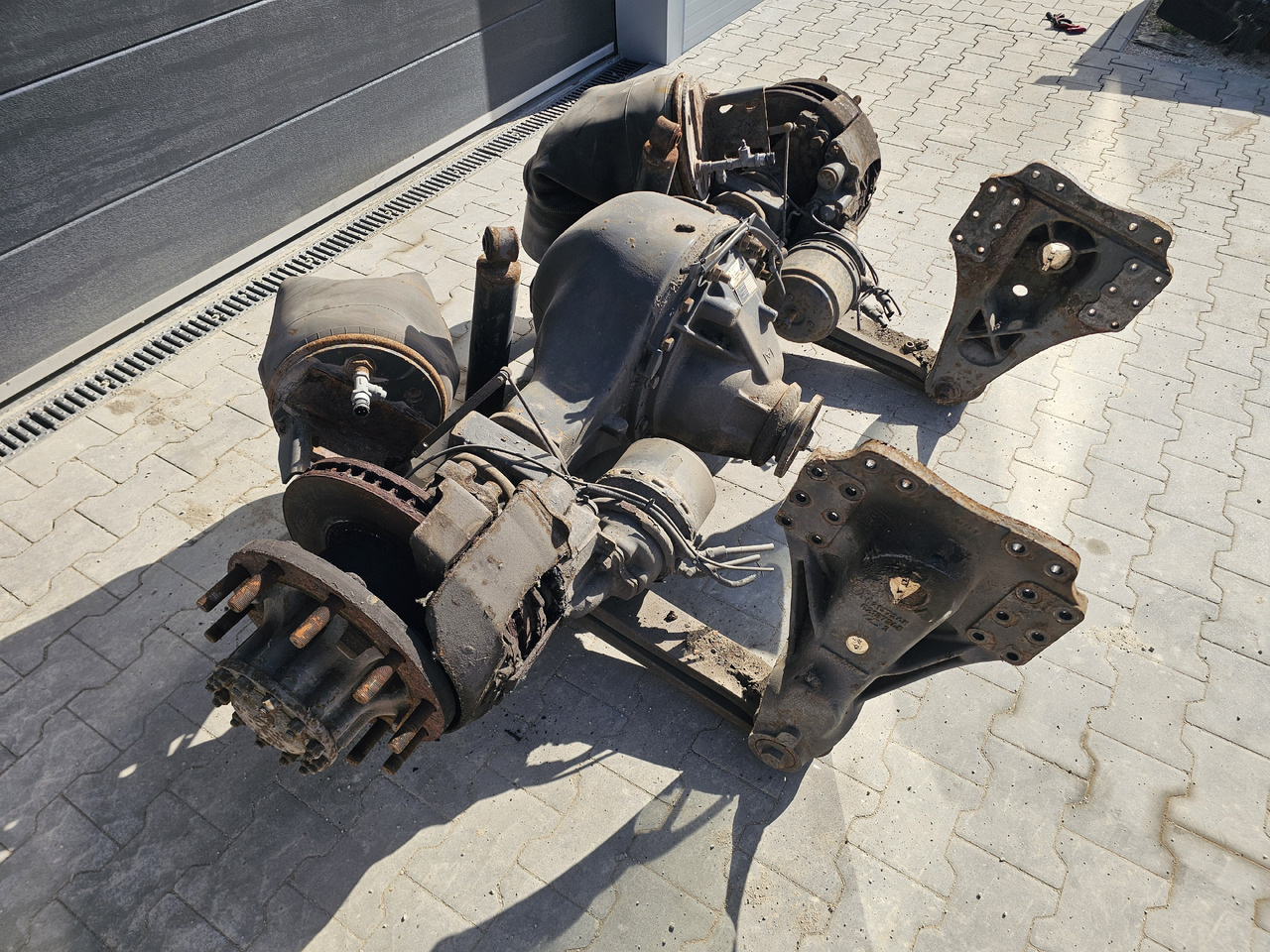 RENAULT P13170 MS17X / RSS1344C / RATIO: 2.64 / 20837741 20836794 - المحور الخلفي: صور 3 RENAULT P13170 MS17X / RSS1344C / RATIO: 2.64 / 20837741 20836794 - المحور الخلفي: صور 3