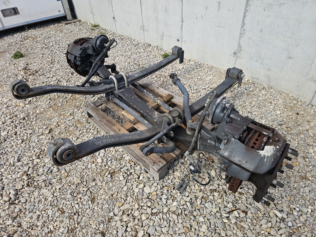 RENAULT RANGE T EURO 6 / COMPLETE FRONT AXLE - المحور الأمامي: صور 4 RENAULT RANGE T EURO 6 / COMPLETE FRONT AXLE - المحور الأمامي: صور 4