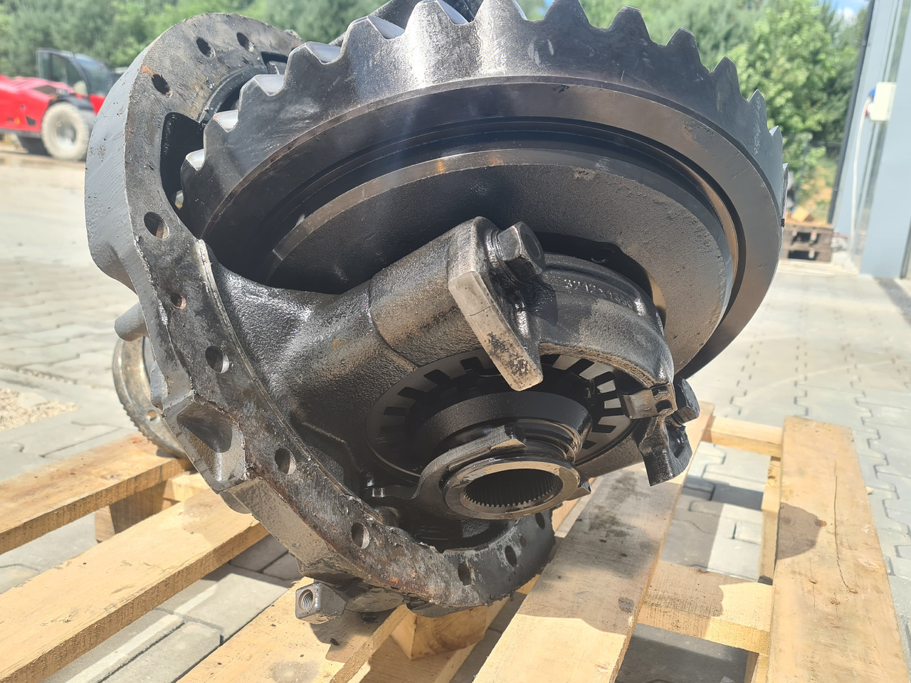 VOLVO DIFFERENTIAL DIFF / MS18X / RSS1360 / RATIO 2.85 37-13 / WORLDWIDE DELIVERY - المحور الخلفي: صور 4 VOLVO DIFFERENTIAL DIFF / MS18X / RSS1360 / RATIO 2.85 37-13 / WORLDWIDE DELIVERY - المحور الخلفي: صور 4