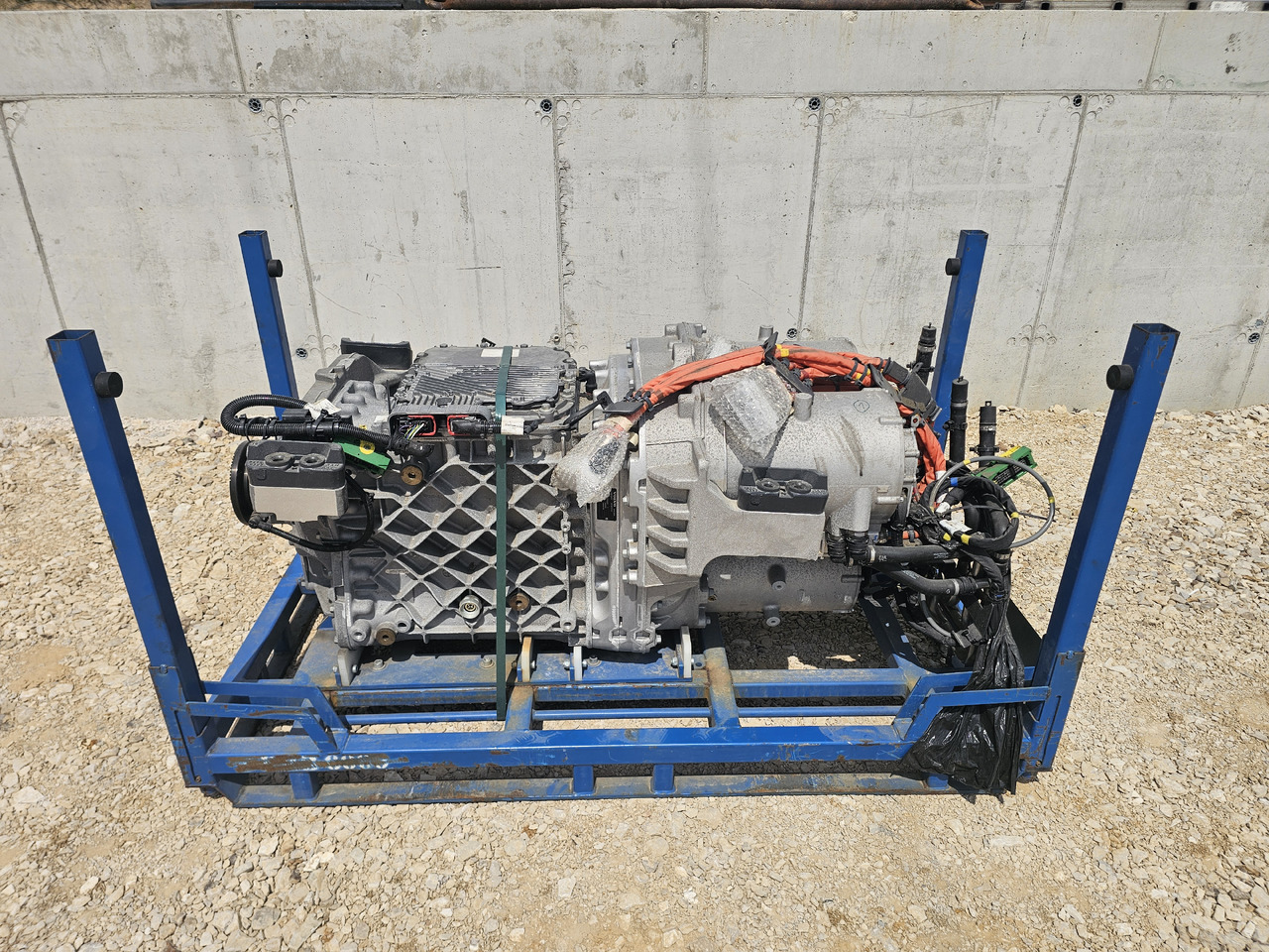 VOLVO FH FM ELECTRIC NEM 3 DRIVETRAIN / EPT2412 / 2400NM - المحرك: صور 1 VOLVO FH FM ELECTRIC NEM 3 DRIVETRAIN / EPT2412 / 2400NM - المحرك: صور 1