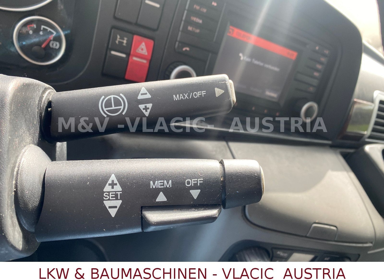 MAN 18.320 Kühlkoffer mit Fleischgehänge - مبردة شاحنة: صور 4 MAN 18.320 Kühlkoffer mit Fleischgehänge - مبردة شاحنة: صور 4