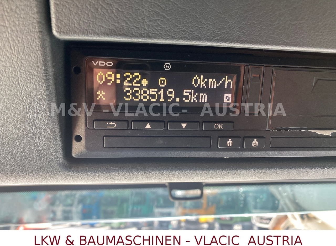 MAN 18.320 Kühlkoffer mit Fleischgehänge - مبردة شاحنة: صور 3 MAN 18.320 Kühlkoffer mit Fleischgehänge - مبردة شاحنة: صور 3