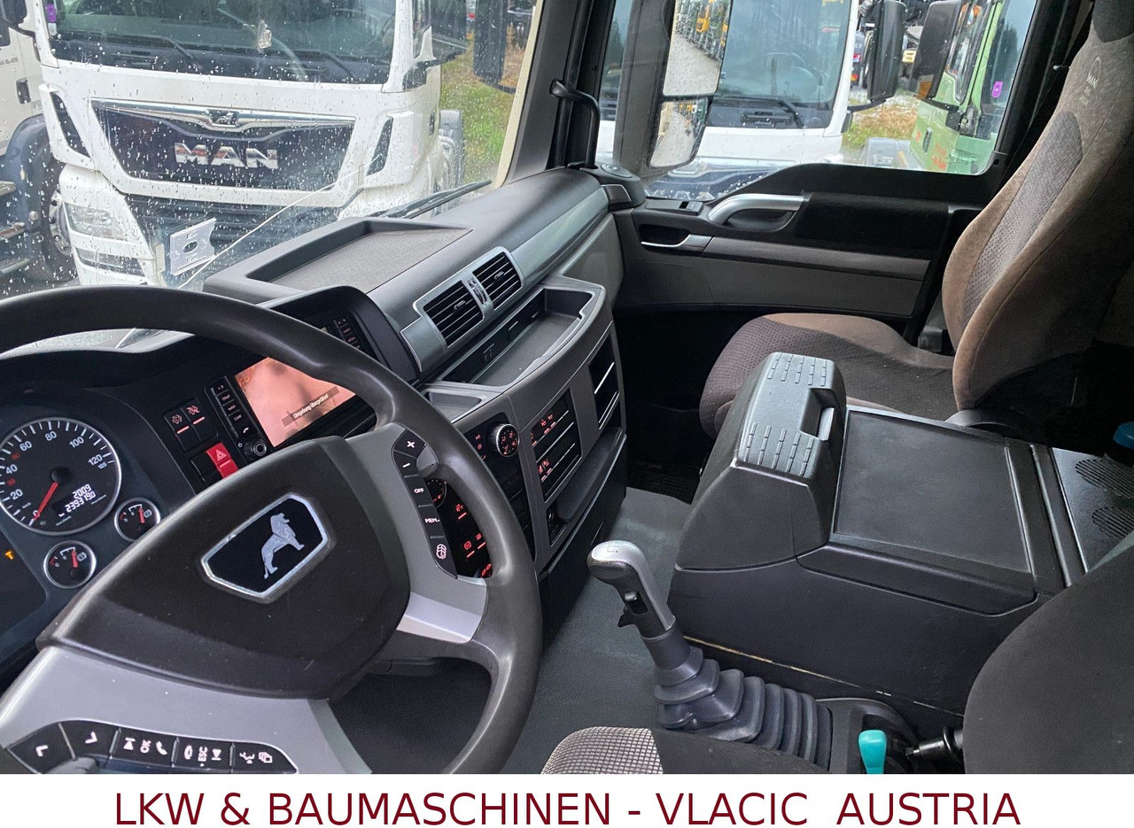 MAN 33.500 6x6 MIT KRAN PENZ - شاحنة قطع الأشجار, شاحنة كرين: صور 5 MAN 33.500 6x6 MIT KRAN PENZ - شاحنة قطع الأشجار, شاحنة كرين: صور 5