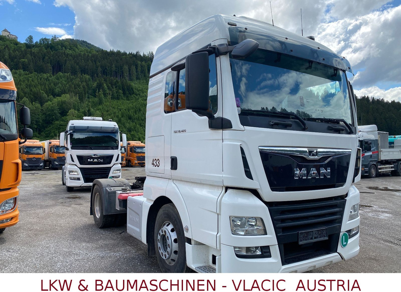 MAN TGX 18.420 (eigengewicht 6939Kg) MAN TGX 18.420 (eigengewicht 6939Kg) - شاحنة جرار: صور 2 MAN TGX 18.420 (eigengewicht 6939Kg) MAN TGX 18.420 (eigengewicht 6939Kg) - شاحنة جرار: صور 2