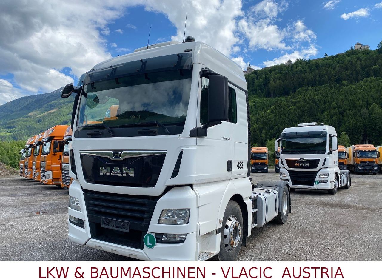 MAN TGX 18.420 (eigengewicht 6939Kg) MAN TGX 18.420 (eigengewicht 6939Kg) - شاحنة جرار: صور 1 MAN TGX 18.420 (eigengewicht 6939Kg) MAN TGX 18.420 (eigengewicht 6939Kg) - شاحنة جرار: صور 1