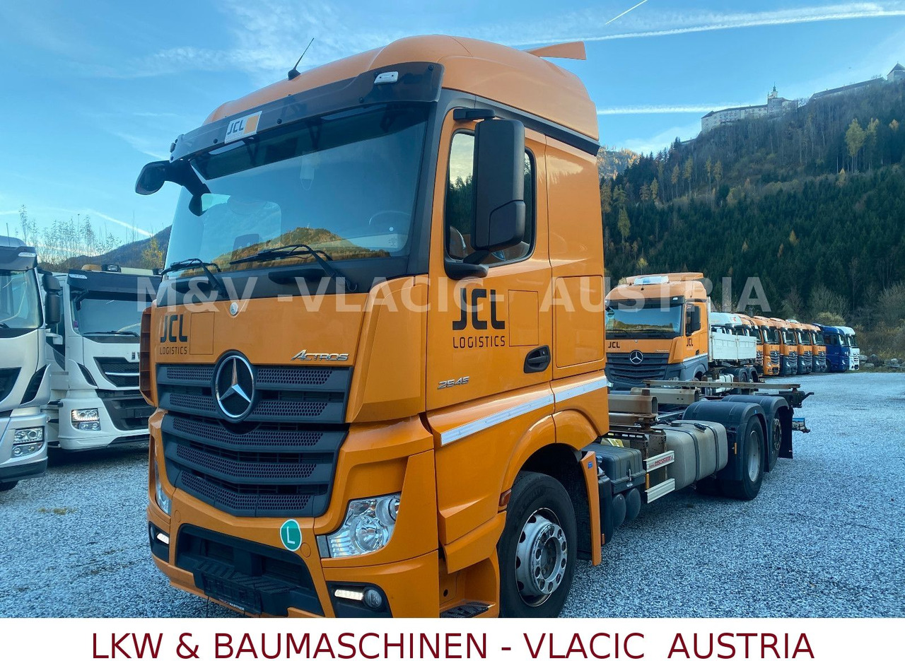 Mercedes-Benz Actros 2545 - شاحنات الحاويات / جسم علوي قابل للتغيير شاحنة: صور 1 Mercedes-Benz Actros 2545 - شاحنات الحاويات / جسم علوي قابل للتغيير شاحنة: صور 1
