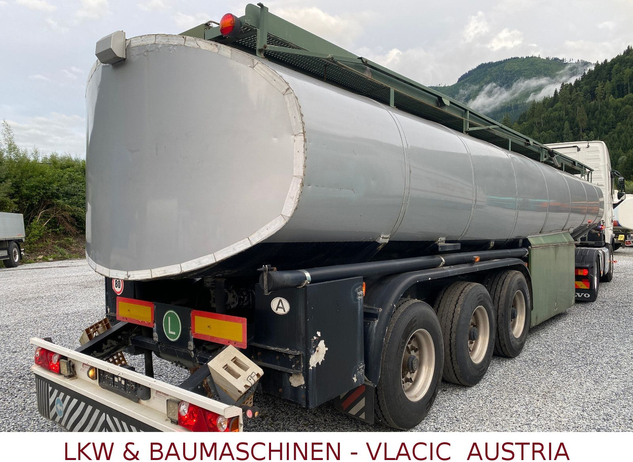 Schwarzmüller Tank für Öl transport - نصف مقطورة صهريج: صور 3 Schwarzmüller Tank für Öl transport - نصف مقطورة صهريج: صور 3
