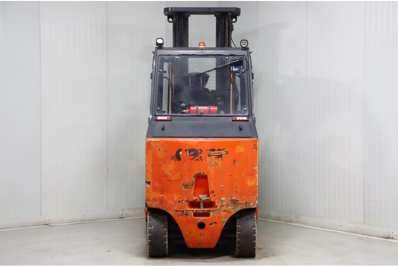 Carer Z80HL - رافعة شوكية كهربائية: صور 5 Carer Z80HL - رافعة شوكية كهربائية: صور 5