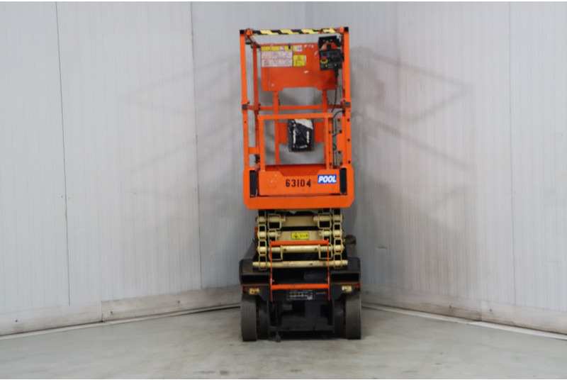 JLG 1932R - رافعات مقصية: صور 5 JLG 1932R - رافعات مقصية: صور 5