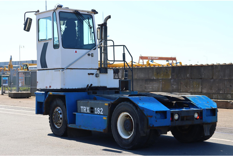 Kalmar TRX182A - جرارات صالات المطارات: صور 5 Kalmar TRX182A - جرارات صالات المطارات: صور 5