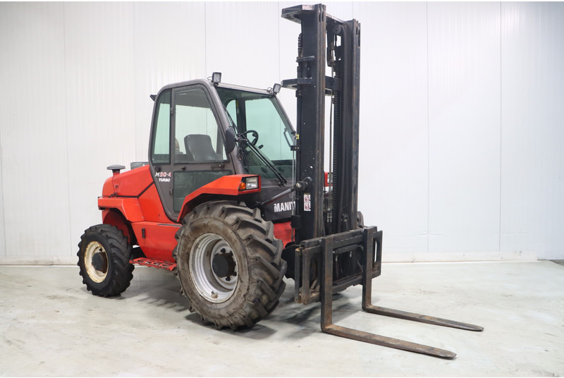 Manitou M30-4 - رافعة شوكية ديزل: صور 1 Manitou M30-4 - رافعة شوكية ديزل: صور 1