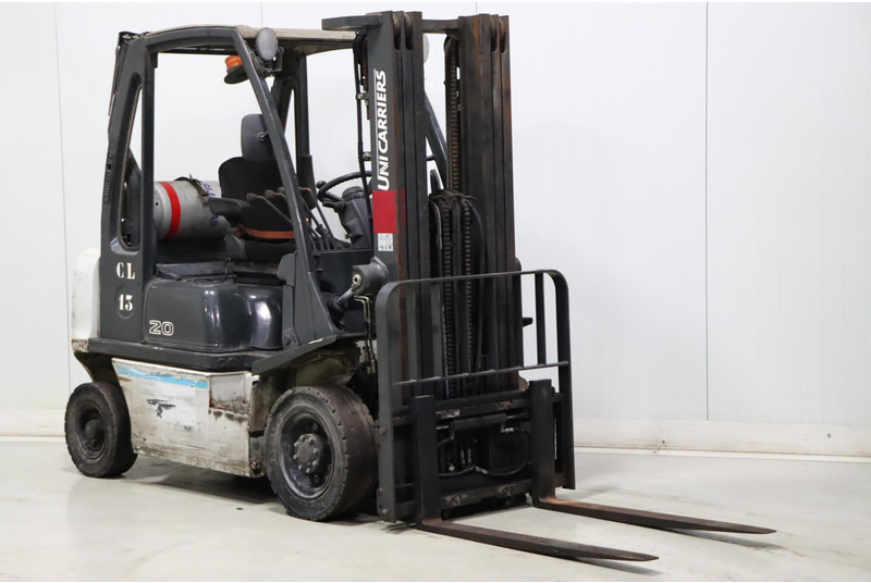 Nissan U1D2A20LQ - رافعة شوكية تعمل بالغاز: صور 1 Nissan U1D2A20LQ - رافعة شوكية تعمل بالغاز: صور 1