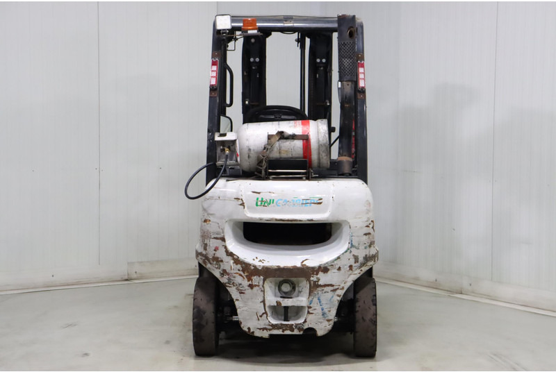 Nissan U1D2A20LQ - رافعة شوكية تعمل بالغاز: صور 5 Nissan U1D2A20LQ - رافعة شوكية تعمل بالغاز: صور 5