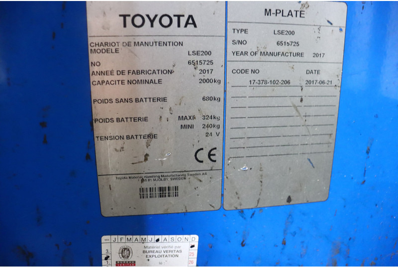 Toyota LSE200 - رافعات ترتيب البضائع: صور 2 Toyota LSE200 - رافعات ترتيب البضائع: صور 2