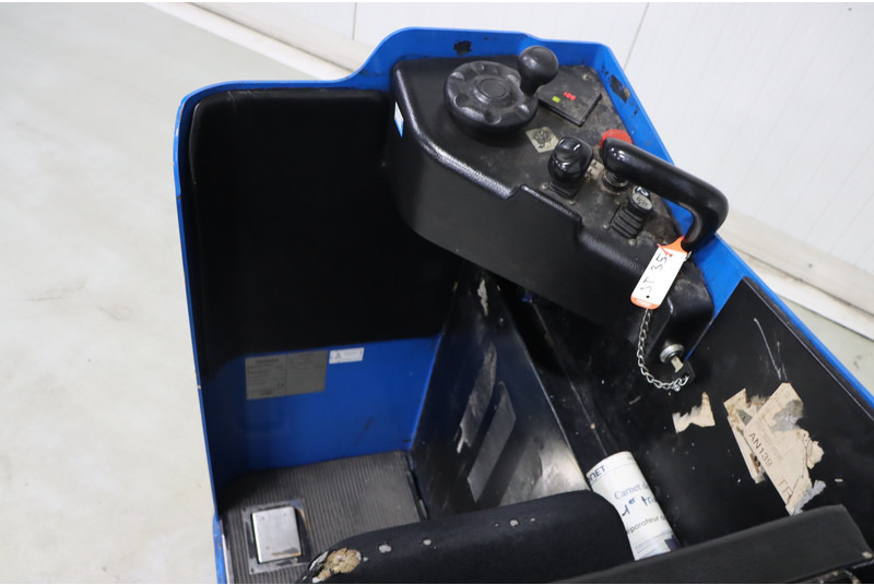 Toyota LSE200 - رافعات ترتيب البضائع: صور 2 Toyota LSE200 - رافعات ترتيب البضائع: صور 2