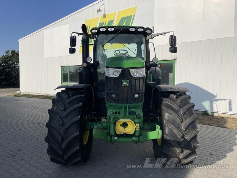 John Deere 6215R - جرار: صور 3 John Deere 6215R - جرار: صور 3