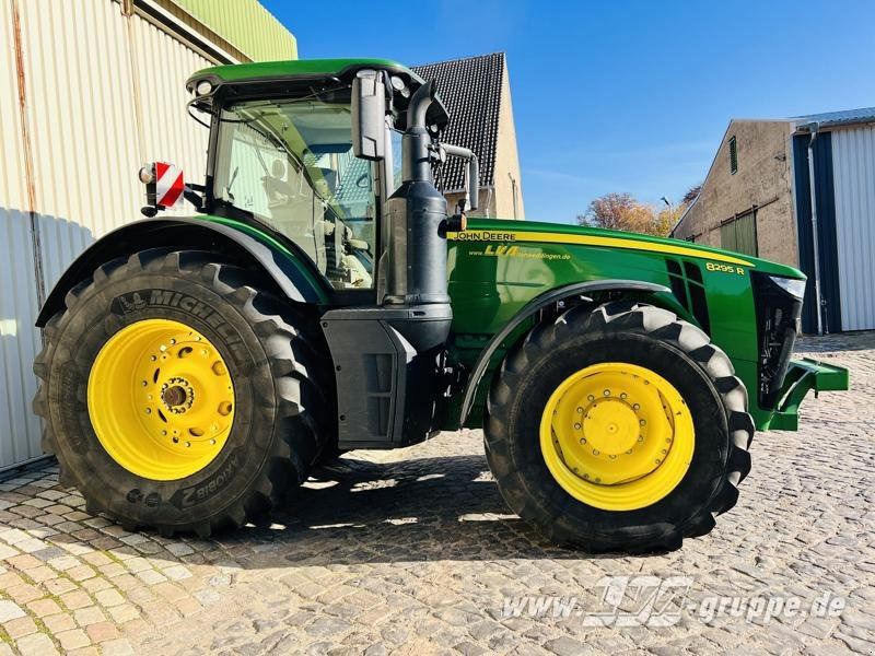 John Deere 8295R e23 PowerShift - جرار: صور 4 John Deere 8295R e23 PowerShift - جرار: صور 4