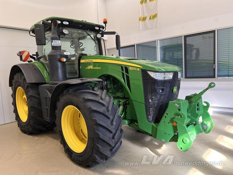 John Deere 8370R E23 PowerShift - جرار: صور 2 John Deere 8370R E23 PowerShift - جرار: صور 2