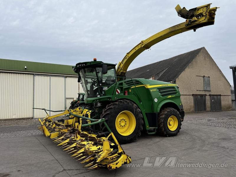 John Deere 8700 - حصادة الأعلاف: صور 3 John Deere 8700 - حصادة الأعلاف: صور 3