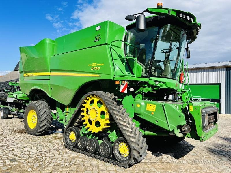 John Deere S790 - حصادة شاملة: صور 3 John Deere S790 - حصادة شاملة: صور 3