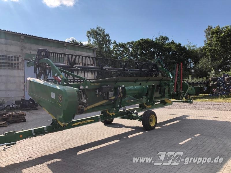 John Deere T550 - حصادة شاملة: صور 5 John Deere T550 - حصادة شاملة: صور 5