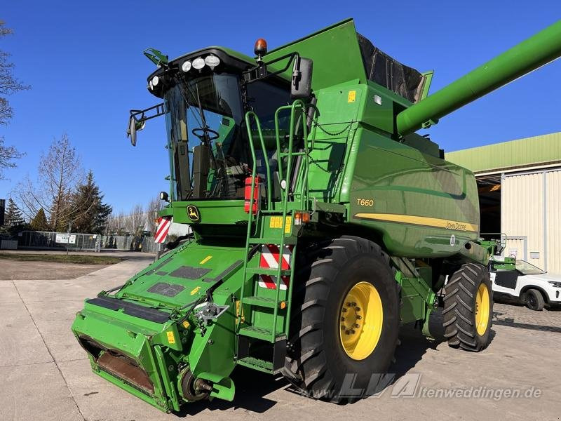 John Deere T660 - حصادة شاملة: صور 3 John Deere T660 - حصادة شاملة: صور 3
