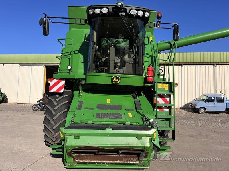 John Deere T660 - حصادة شاملة: صور 4 John Deere T660 - حصادة شاملة: صور 4