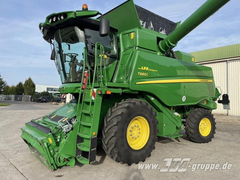 John Deere T660i - حصادة شاملة: صور 1 John Deere T660i - حصادة شاملة: صور 1