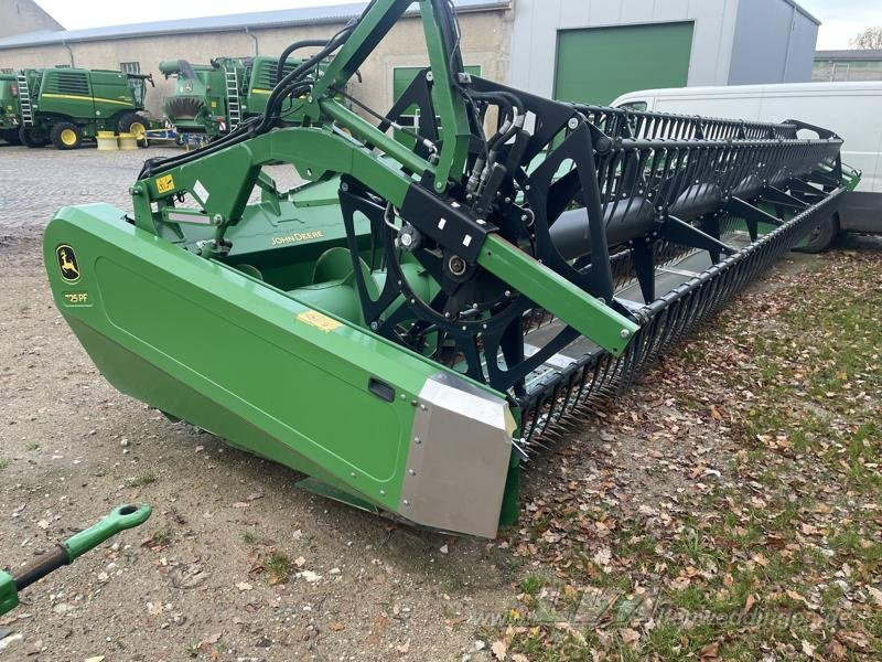 John Deere T670 i - حصادة شاملة: صور 2 John Deere T670 i - حصادة شاملة: صور 2