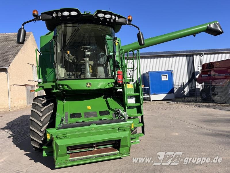 John Deere W550 - حصادة شاملة: صور 3 John Deere W550 - حصادة شاملة: صور 3