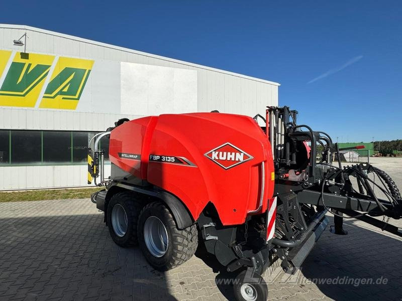 Kuhn FBP3135 - مكبس القش الدائري: صور 2 Kuhn FBP3135 - مكبس القش الدائري: صور 2