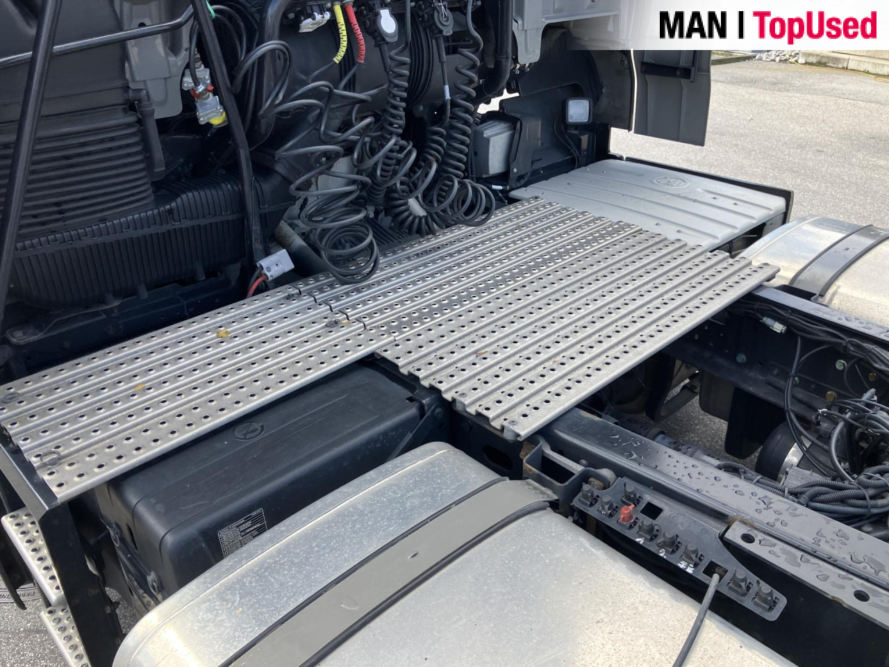 MAN TGX 18.440 LLS-ULTRA-XXL-NAVI-STDKLIMA-INTARDER - شاحنة جرار: صور 3 MAN TGX 18.440 LLS-ULTRA-XXL-NAVI-STDKLIMA-INTARDER - شاحنة جرار: صور 3