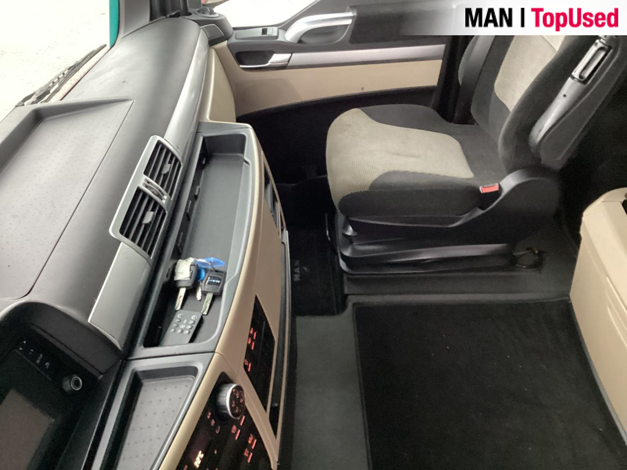 MAN TGX 18.500 4X2 LLS-U - شاحنة جرار: صور 4 MAN TGX 18.500 4X2 LLS-U - شاحنة جرار: صور 4