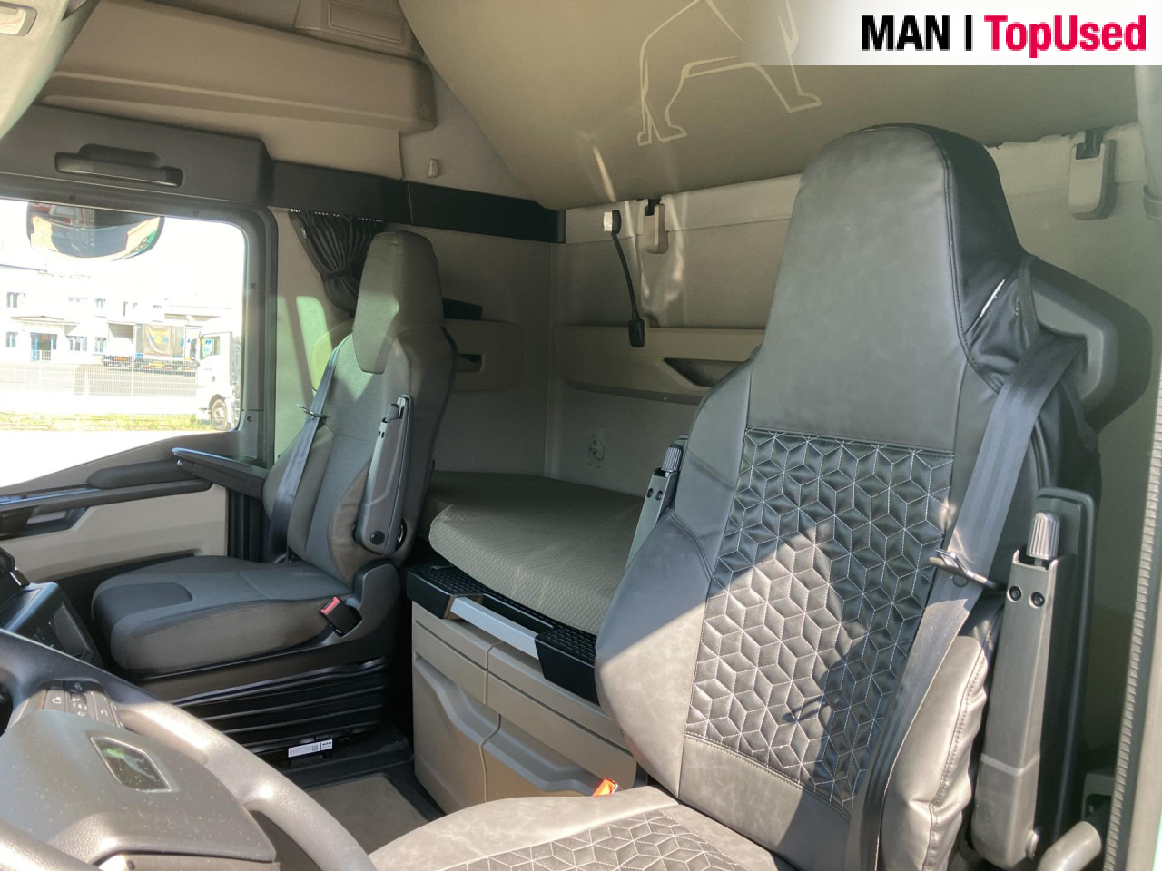 MAN TGX 18.510 4x2 LL SA - شاحنة جرار: صور 3 MAN TGX 18.510 4x2 LL SA - شاحنة جرار: صور 3