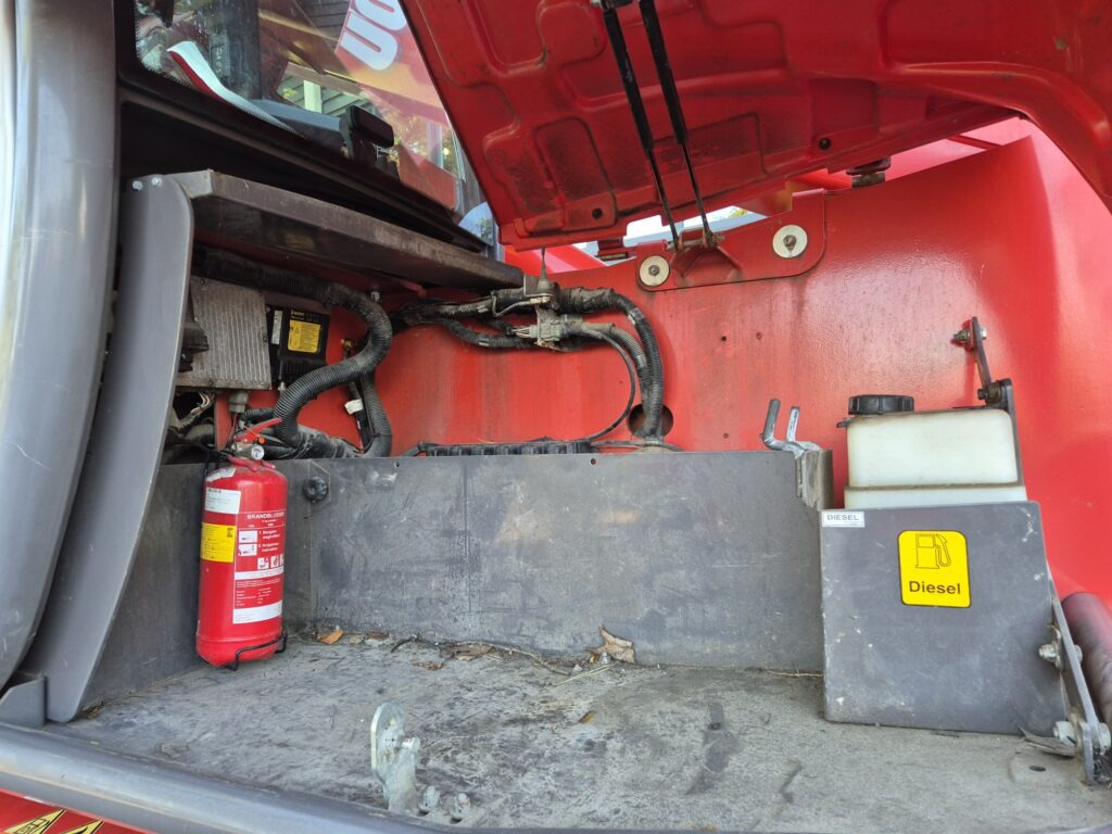 رافعة تلسكوبية MANITOU MRT 1850+ privilege: صور 18