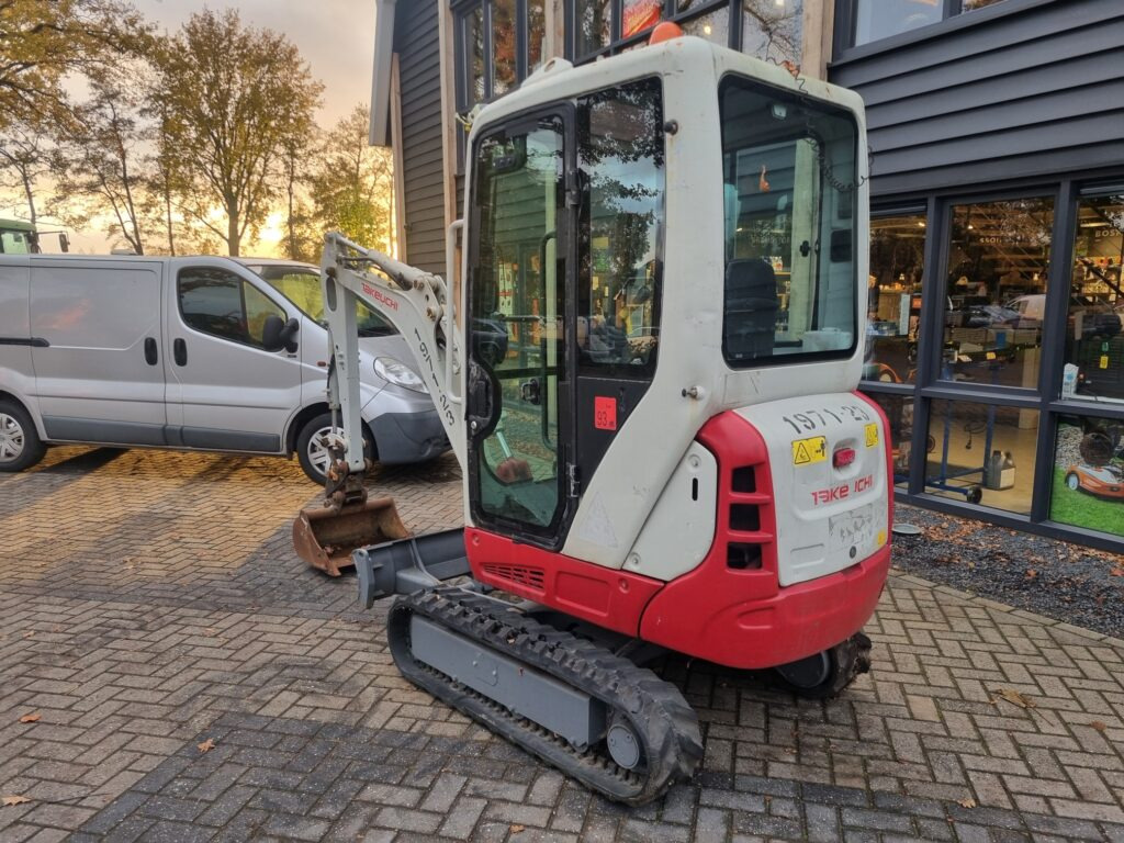 TAKEUCHI TB216 minidigger - حفارة مصغرة: صور 3 TAKEUCHI TB216 minidigger - حفارة مصغرة: صور 3
